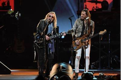 Após 50 anos, Aerosmith anuncia turnê de despedida