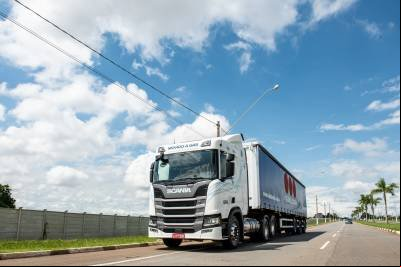 Puxado por transportes, setor de serviços avança 0,5% em julho