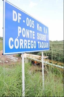 Taquari recebe obras de pavimentação na estrada DF-005 