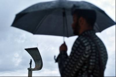 Após feriado de Natal, DF segue registrando pancadas de chuva nesta segunda