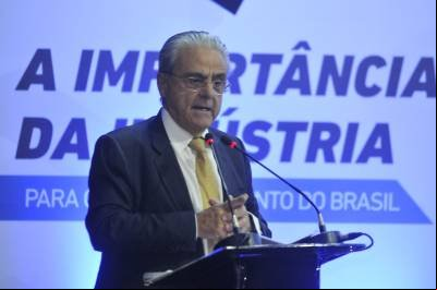 CNI elogia decisão de Moraes garantindo a redução de 35% do IPI