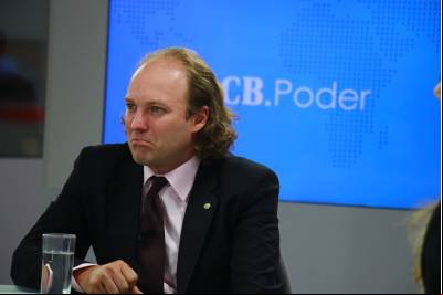 Presidente do Ibama desmente Petrobras sobre distância de perfuração